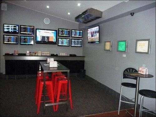 נולונבוי Walkabout Lodge מראה חיצוני תמונה